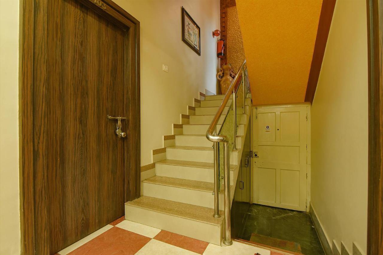 Fabexpress Shivalya Hotel Kolkata Exterior photo